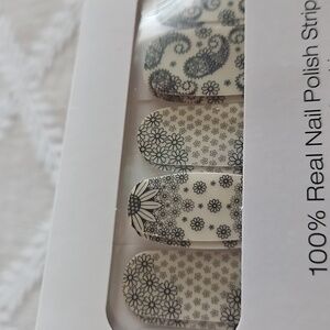 Color Street How's It Growing